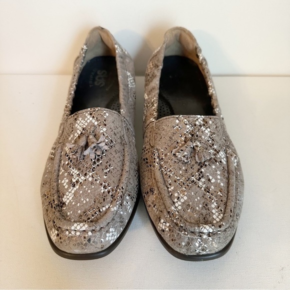 SAS Metallic Snakeskin Hope Loafers with Tassels - Size 7.5 - Picture 5 of 15